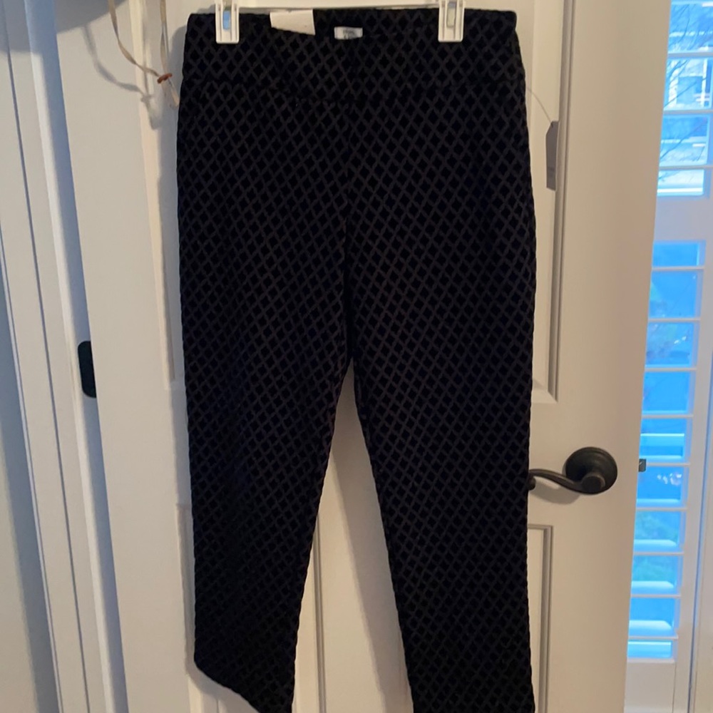 Crown & Ivy velvet patterned pants